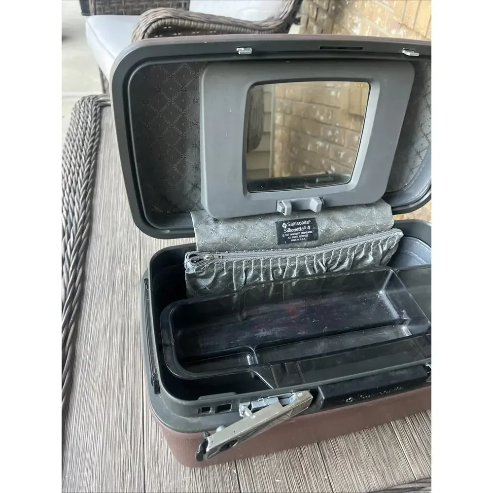 1987 Samsonite Silhouette 4 Rose/ Brown Color Makeup Travel Case Vintage